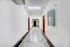 Deluxe Srinivasa Residency