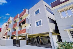 Deluxe Srinivasa Residency