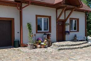 10-guest Holiday Villa With Private Pool