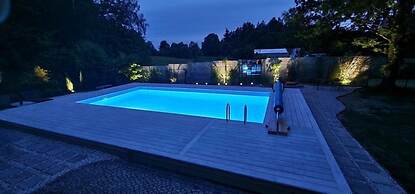 10-guest Holiday Villa With Private Pool