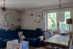 10-guest Holiday Villa With Private Pool