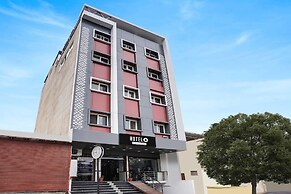Deluxehotel Grand Suman