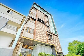 Classic With Twin Bedindiranagar