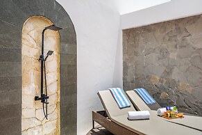 Solari Aura Villa