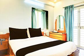 Classic With Balcony Ubale Nagar