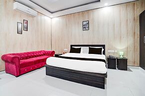 Deluxe With Twin Bedhotel Sky Inn