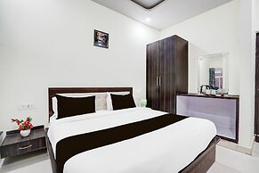 Deluxe With Twin Bedhotel Sky Inn