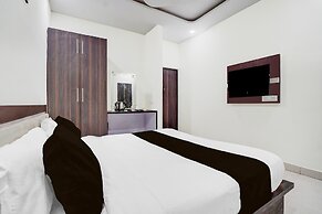 Deluxe With Twin Bedhotel Sky Inn