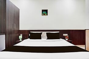 Deluxe With Twin Bedhotel Sky Inn