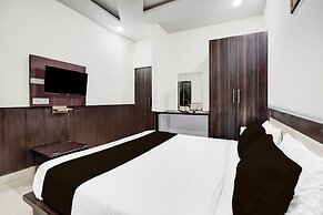 Deluxe With Twin Bedhotel Sky Inn