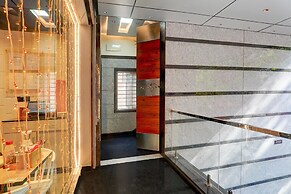 Deluxe Townhouse Koramangala Road Complex