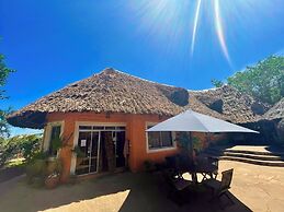 Staysocial Diani-Backpackers &Social Hub
