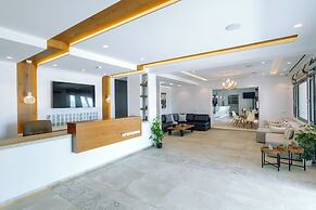 Tropicana Hotel