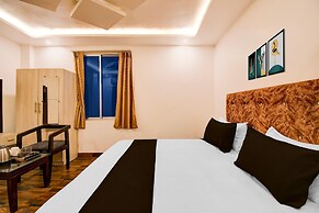 Deluxehotel Niraant