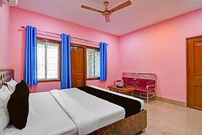 Classic With Balconyhotel Diamond Inn