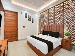 Deluxe With Twin Bedrispana Pul Haridwar