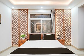 Deluxe With Twin Bedrispana Pul Haridwar