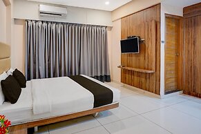 Deluxesilver Key Hotel