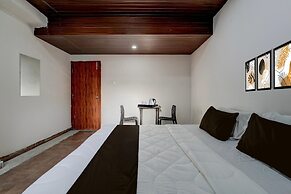 Deluxethe Brew AND Rest INN