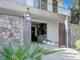 Super Collection O Sector 108 Noida