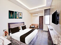 Super Collection O Sector 108 Noida