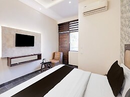 Super Collection O Sector 108 Noida