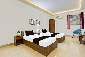 Single Roommadiwala Lake Park