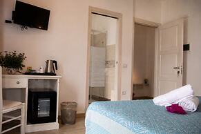 Inah Boutique Rooms