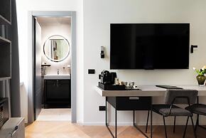 At Forty-One Apt 02