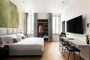At Forty-One Apt 02