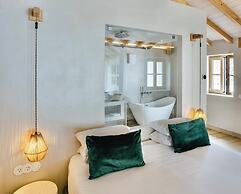 &Tales Villas Collection