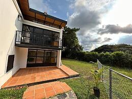 Casa Campestre San Joaquin La Mesa