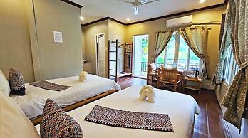 H&V Bungalow Vangvieng