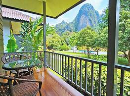 H&V Bungalow Vangvieng