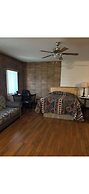 Cataline Motor Inn