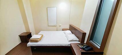 Dear Hotel