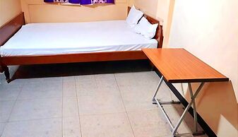 Dear Hotel