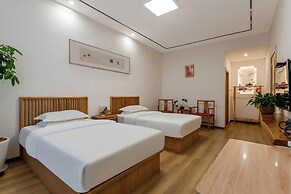 ManBuYunDuan.Theme Inn