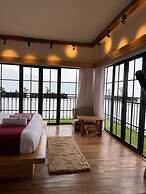 Evri Hotels & Resorts