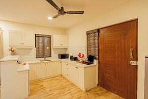 ELIVAAS Anasa 4 BHK With Pvt Pool