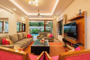 ELIVAAS Anasa 4 BHK With Pvt Pool
