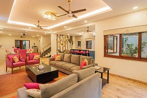 ELIVAAS Anasa 4 BHK With Pvt Pool