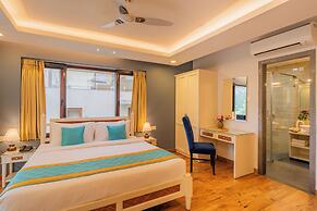 ELIVAAS Anasa 4 BHK With Pvt Pool