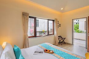ELIVAAS Anasa 4 BHK With Pvt Pool