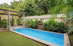 ELIVAAS Anasa 4 BHK With Pvt Pool