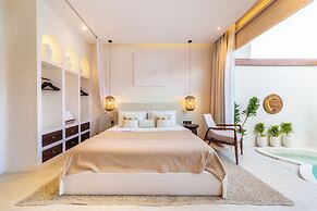 Romantic 2 Private Suites Villa Canggu