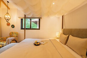 ELIVAAS Amado Shai 4 BHK Villa