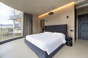 Bay Four Seasons Castle Hotel