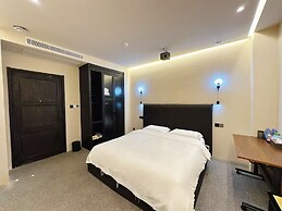 Bay Four Seasons Castle Hotel