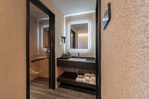 Bay Four Seasons Castle Hotel